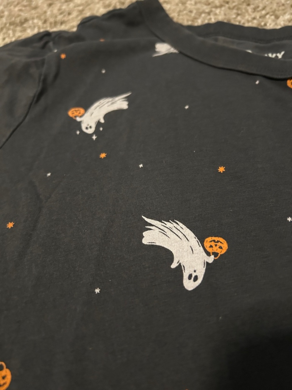Old Navy Halloween Tee - Picture 3 of 4